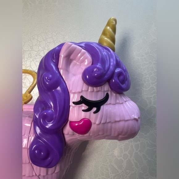 Mattel | Polly Pocket Unicorn Party Playset. - Picture 3 of 16